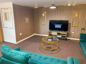 Jesse 2 Bedroom Apartment by GET